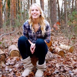 Meet your Posher, Lauren